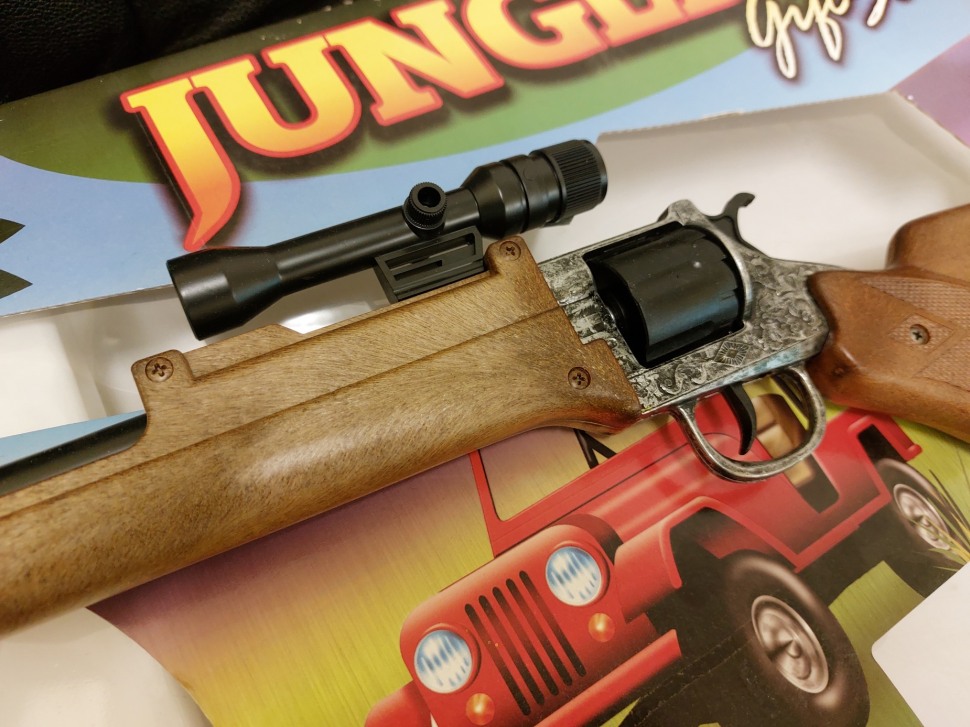 Набор охотника с ружьем на пистонах и аксессуарами Jungle Gift Set 
